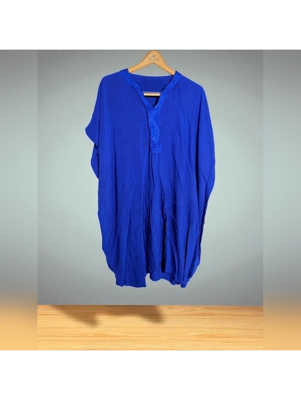 Unbranded Vibrant 2X Blue Women's Tunic Top Heavy Embroidery